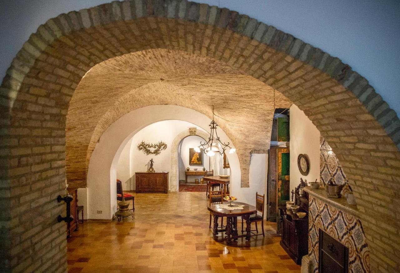 Le Foglie Di Acanto Lucera Exterior foto