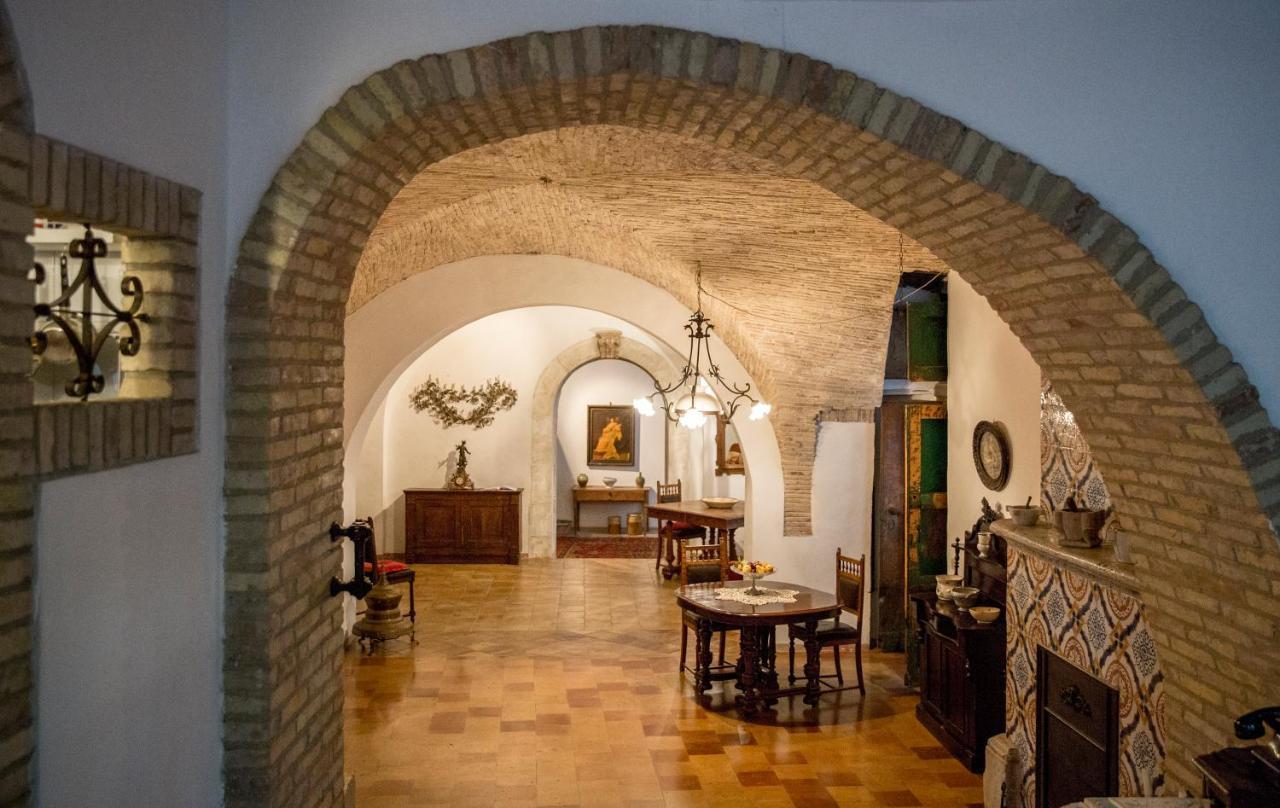 Le Foglie Di Acanto Lucera Exterior foto